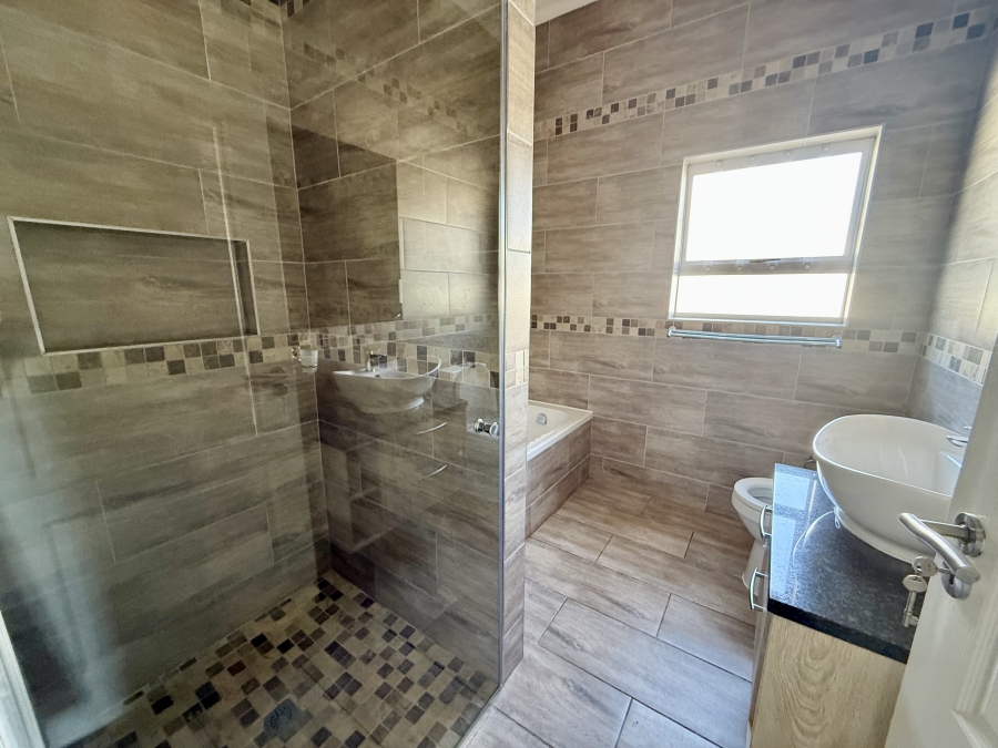 3 Bedroom Property for Sale in Laguna Sands Western Cape